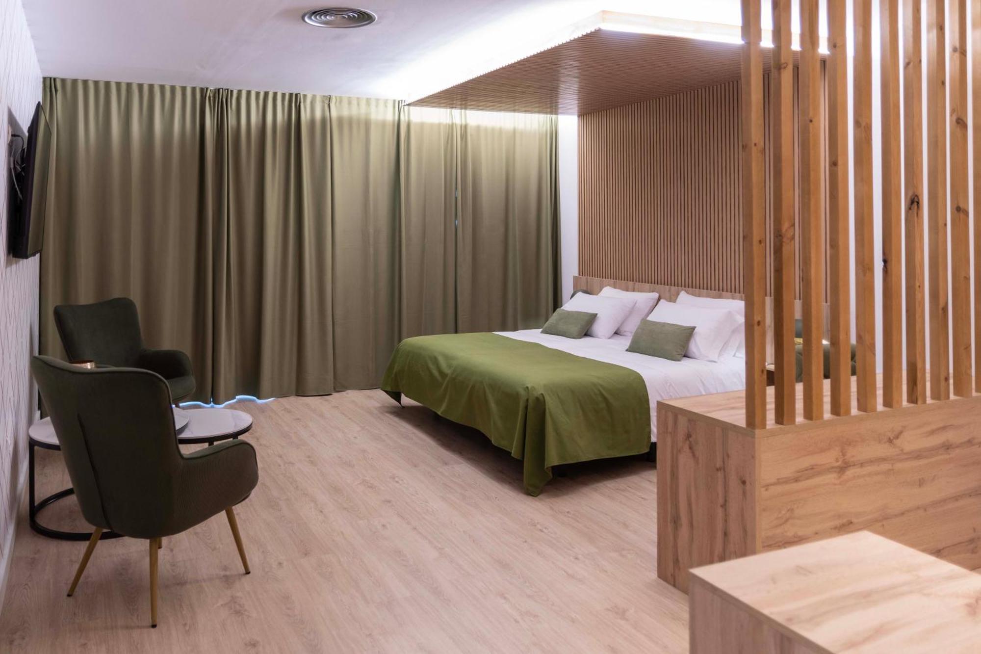 Hotel & Restaurante El Casino Villafranca Del Bierzo Eksteriør bilde
